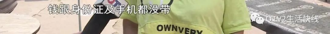 DƬ